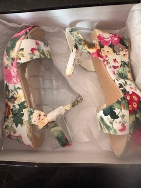 Fergalicious White Floral Print Wedge Sandals with Green and Pink Accents